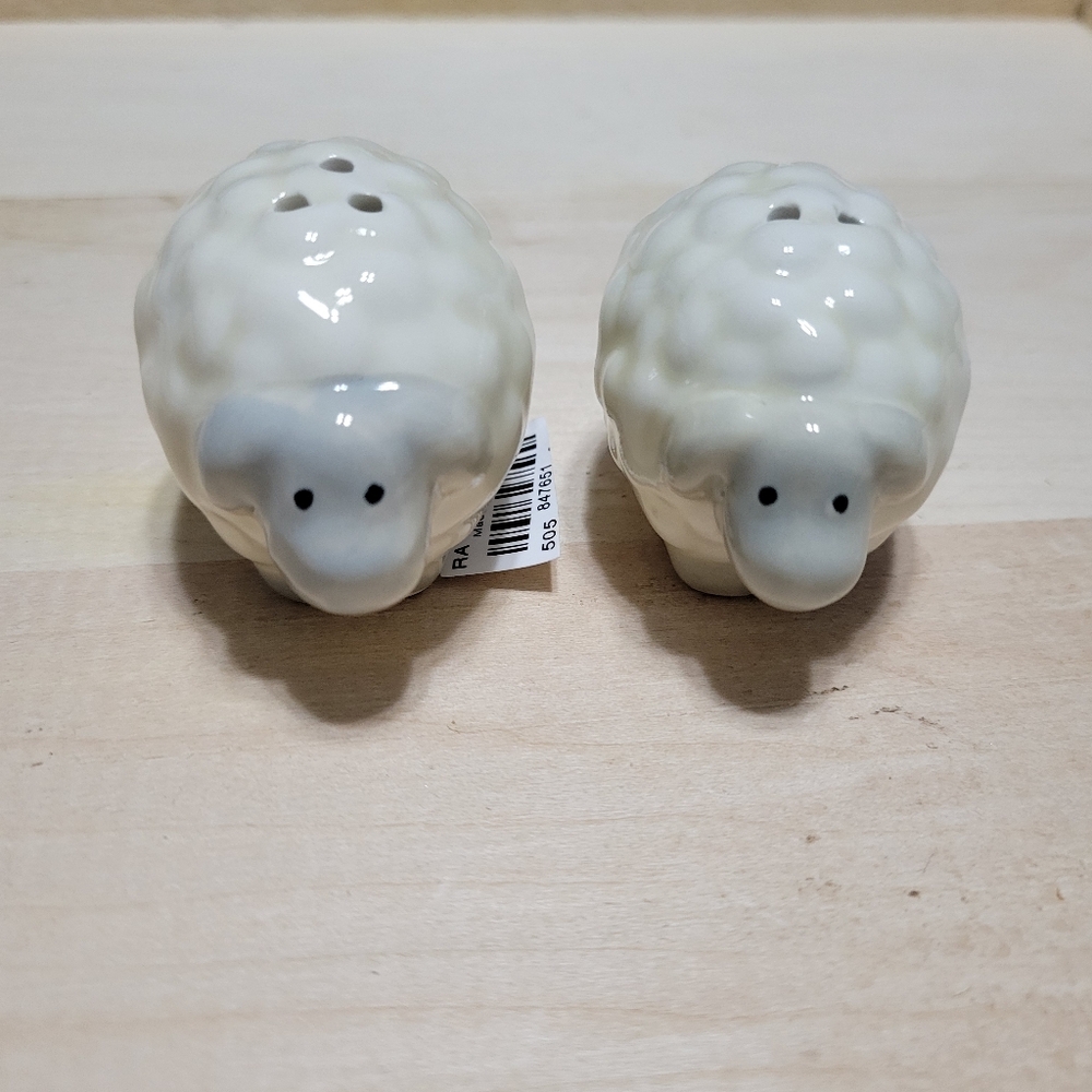 Pair of White Sheep Baby Lamb Ceramic Salt and Pepper Shakers